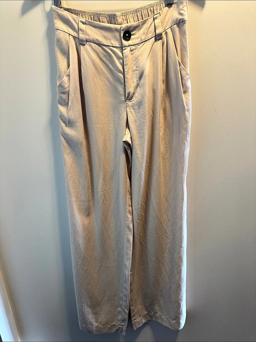 Vuori Daily Legging Wide Leg Pants in Beige Size XS